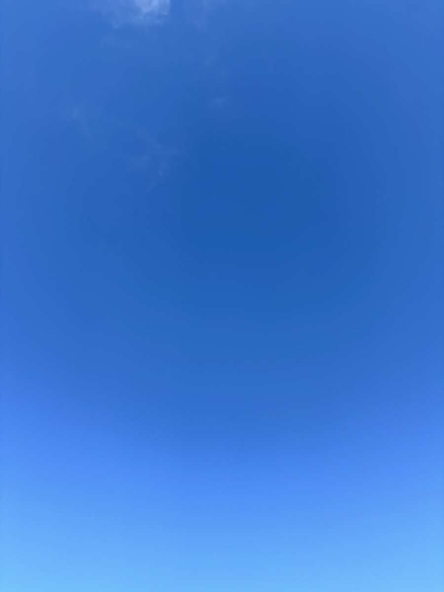 夜勤明けの青空は沁みる🤣