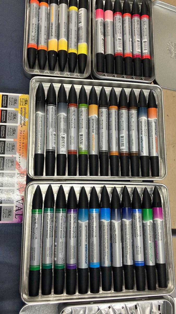 aaaa　画材お纏め27点 私の推し画材(全色を目の前に眼福🫠) 日本一推してるという称号も