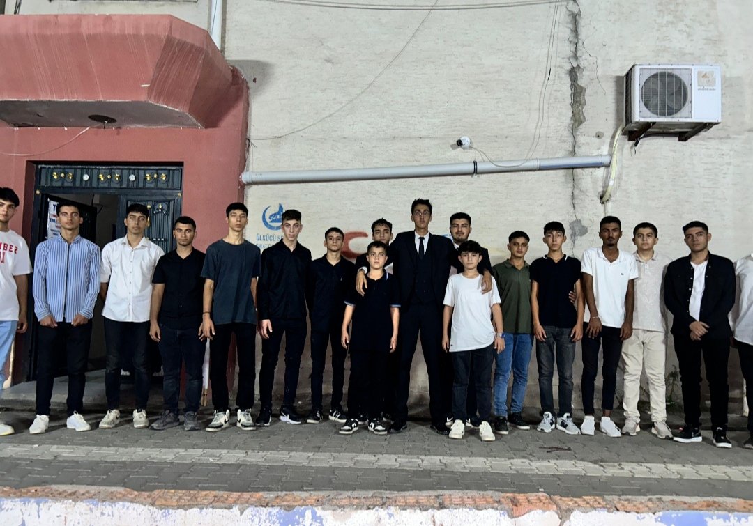 Liseli Gençler Ülkü Ocaklarında