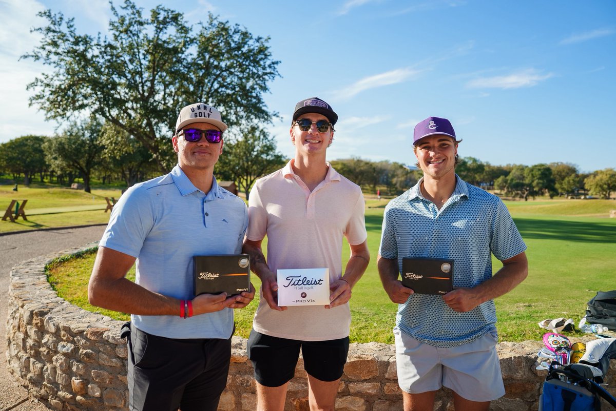 TCU_Baseball's tweet image. a good day for it 🏌️‍♂️

#GoFrogs | #FrogballUSA