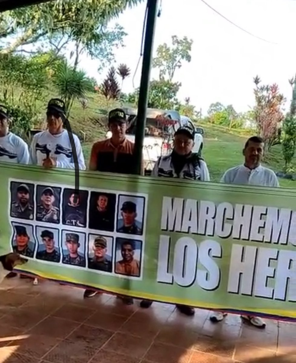 SoyElTeMalagon's tweet image. Colombianos, apoyemos este equipo de hombres, víctimas del conflicto  en condición de discapacidad, que vienen a pie desde Bucaramanga para Bogota, pidiendo por la libertad de 11 soldados y policías secuestrados. ⛓️🙏🇨🇴