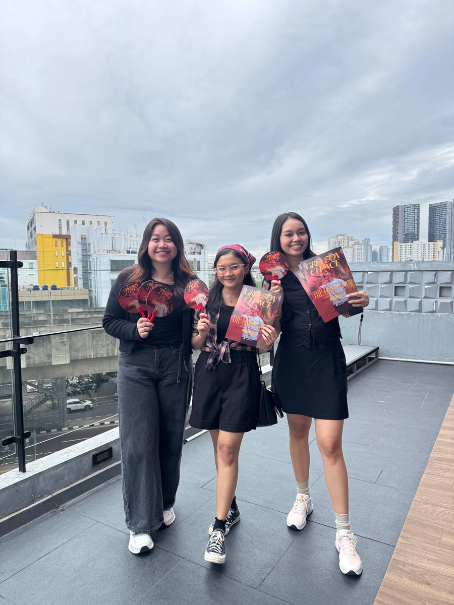 greysonmymind's tweet photo. had absolutely the best day ever still kinda overwhelmed and i'm so grateful for everyone who was there for me esp the project team my biggest appreciation to you all🫶🫶🫶 #TheGoldTourJKT https://t.co/imeAv6ziVS