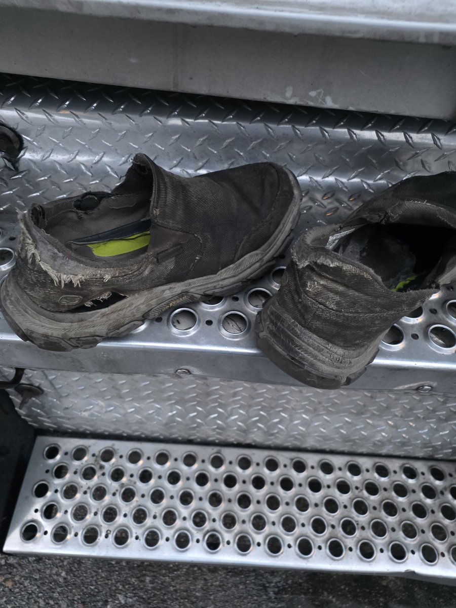 trucker_Seg's tweet photo. Goodbye old friends, thank you for your 6 years of service https://t.co/7JmFrN8An2