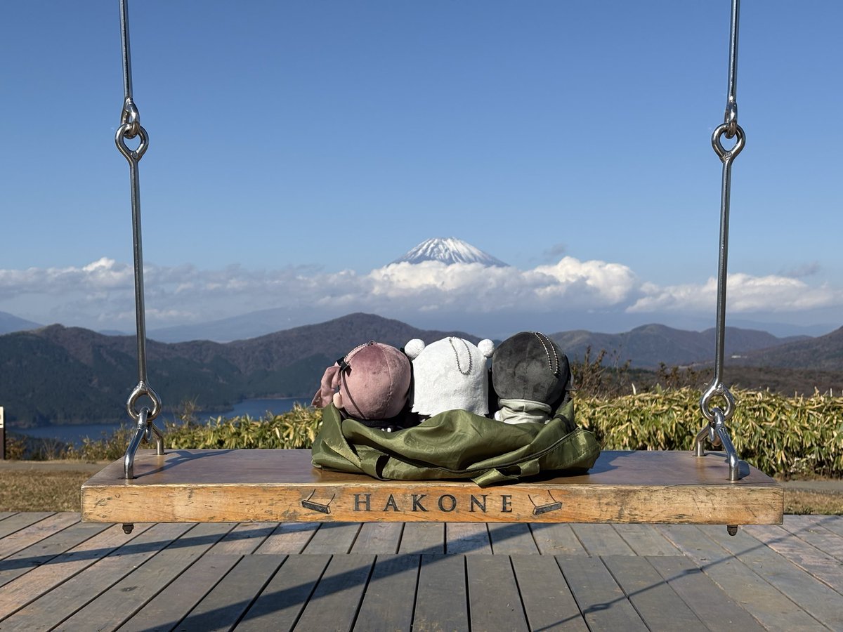 日本一の富士山に来ています。先週は曇天だったけど今日は完璧ですね
