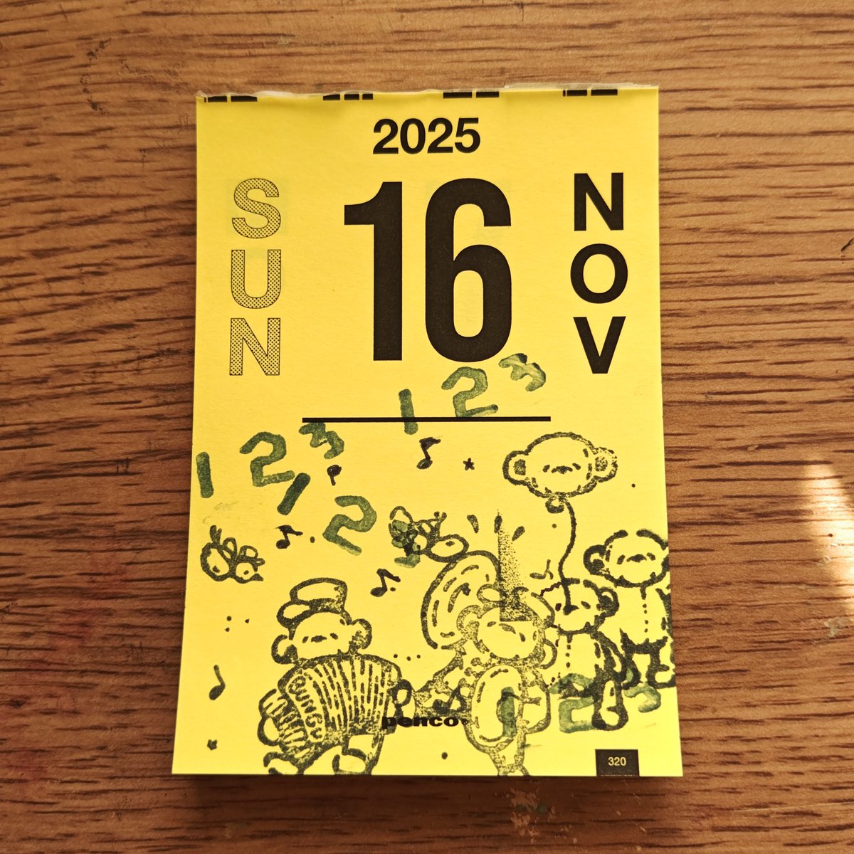 ke_co_ltd's tweet image. おはよぉございます！
今日は大手町に行くぞー！！

PEPINさんの
杜の文具博限定のはんこが届きました！
通販ありがたい～！

思ってたより大きくて重ね押し派の私には使いにくいので後で工事しようと思います

くまさんのパレード！！

 #今日のはんこ
PEPINさん

 #日めくりはんこ