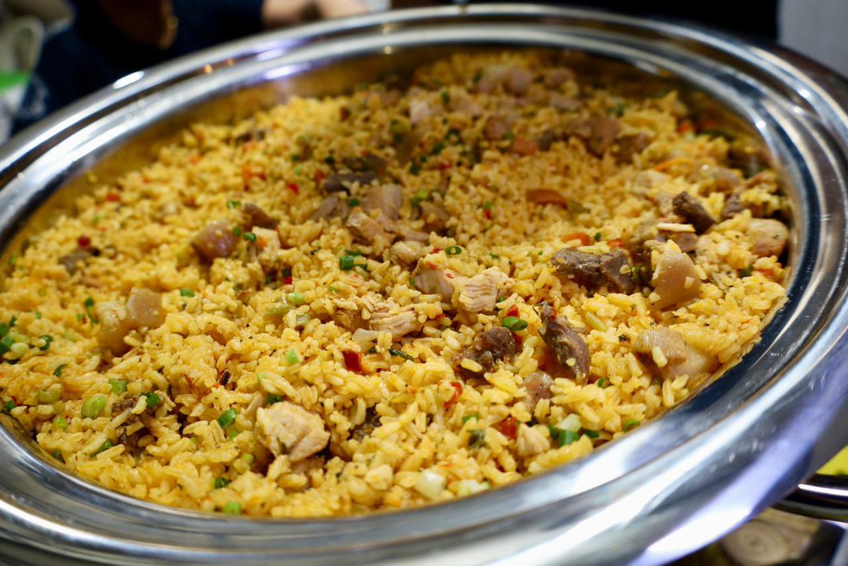 alcaldiabquilla's tweet image. Un fin de semana lleno de buena sazón #DeLaManoConLaPrimera.
En Sabor Bajero encontrarás mujeres que están brillando con sus productos.
Y como lo bueno se repite… te esperan mañana desde las 10:00 a. m. para que disfrutes de sus delicias en este museo a cielo abierto. 🙌🏼