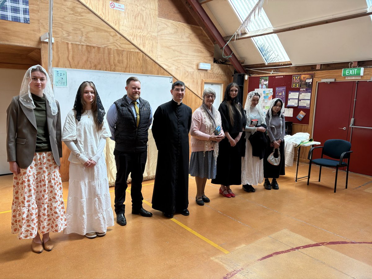 PadrePalma's tweet image. We offered a Sunday Mass for the first time in Christchurch, New Zealand 🇳🇿. A very promising future, indeed. Thank you for all your prayers!🙏 @stephenheiner @FrDesposito @RomanCathMedia @MHTSeminary @ColleenEldrach1