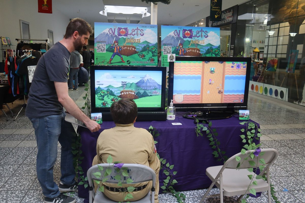 Had a great time meeting everyone today at Def Com! Until next time!
.
.
.
#indiegame #gamedev