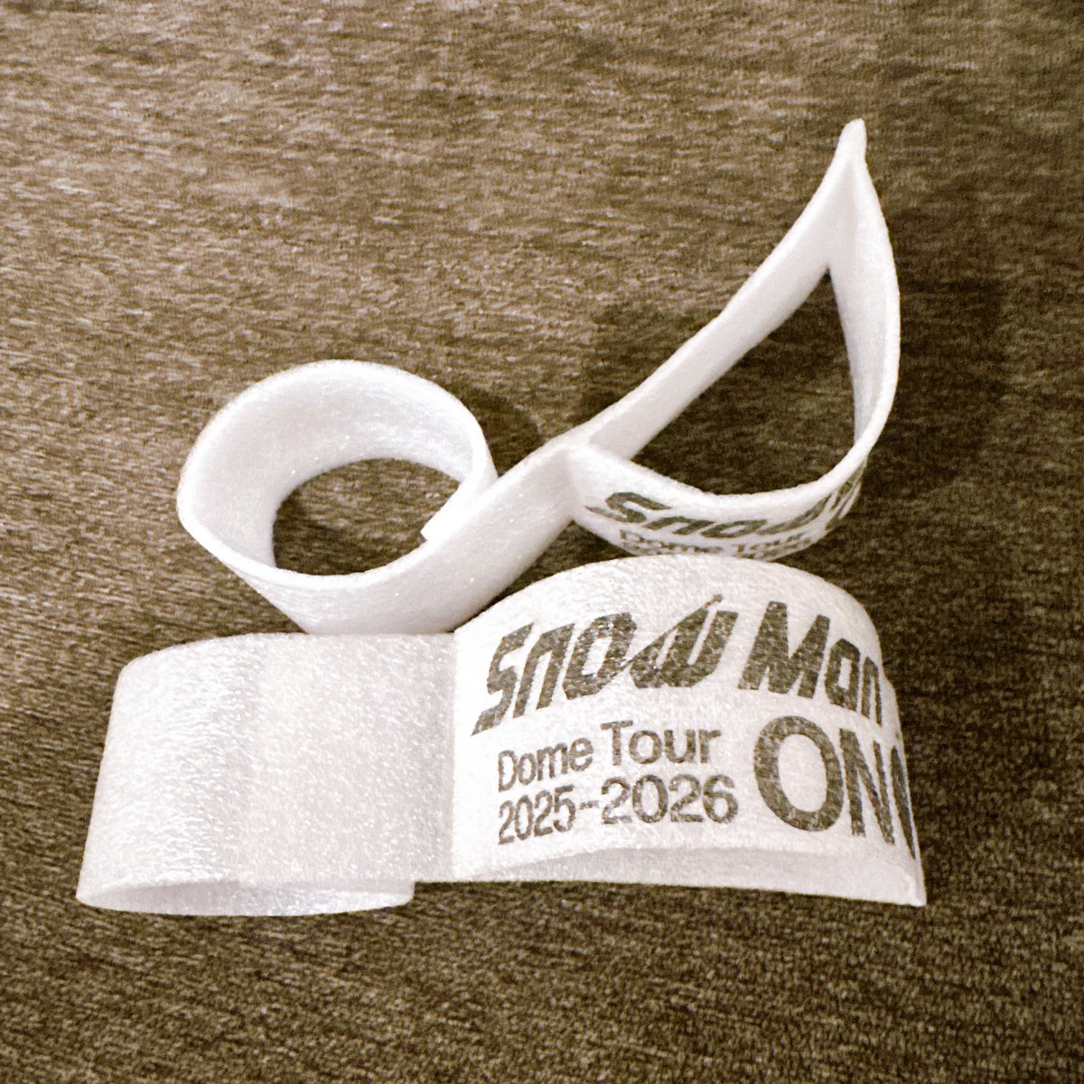  Man ドームツアー on 落下物　音符10個セット Snow Man ON 2025 ドームツアー落下 物銀テープ 音符セット ON 銀