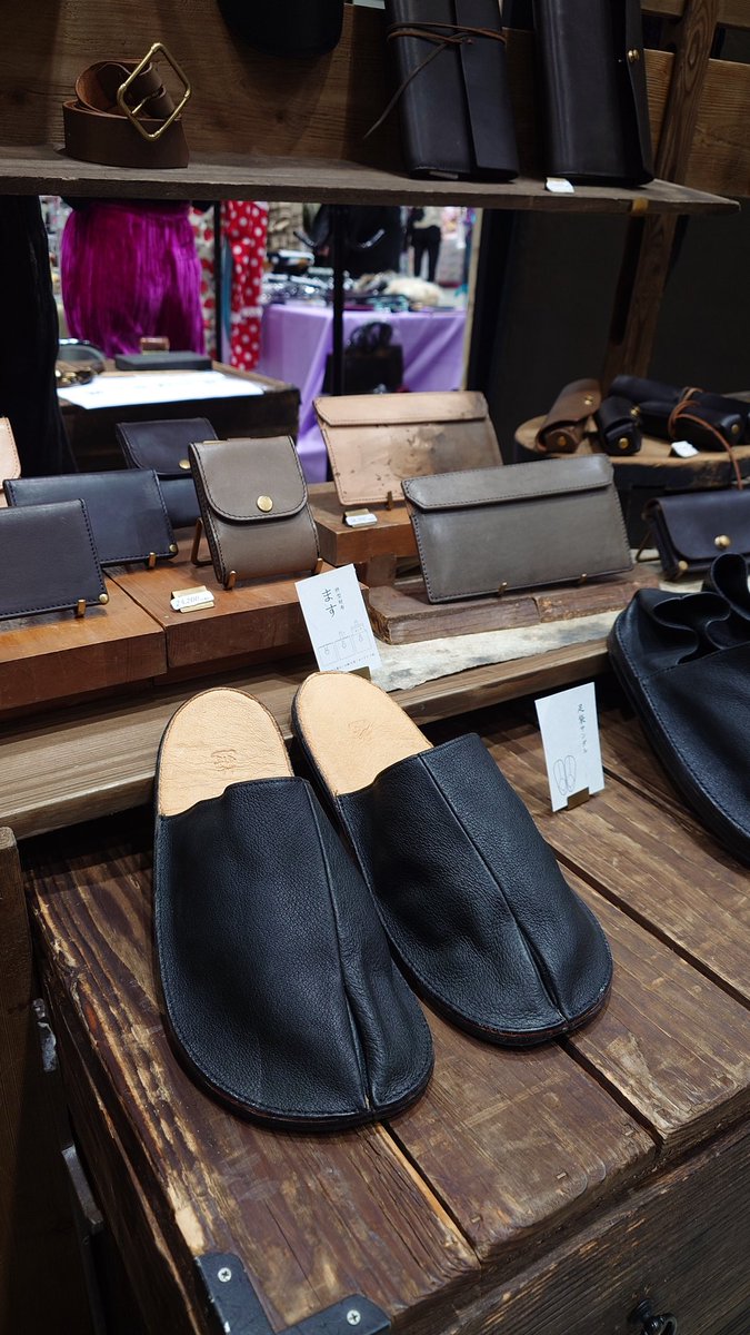 koshirae_com's tweet photo. デザフェス 最終日
開始しました〜！
南館 1F I309

#デザフェス62 https://t.co/A9FUi51S9J