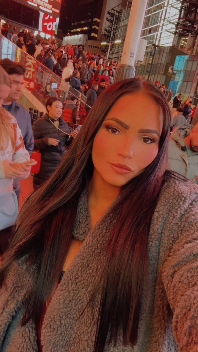 Bitch this face card??? 🙂‍↕️