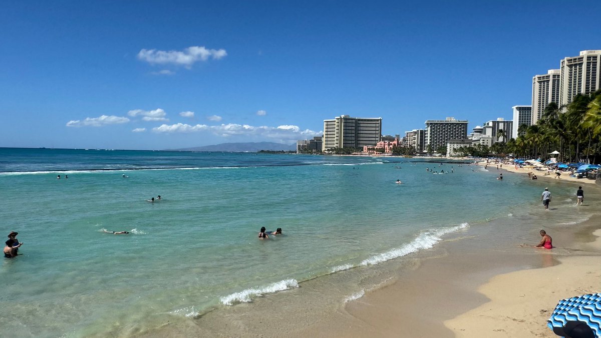 It’s time to plan your Hawaiian vacation. Catch the games and the waves!

UCR battles <a href="/HawaiiBaseball/">Hawaii Baseball</a> 
~ May 1st thru 3rd ~ at Les Murakami 
Stadium ⚾️

It’s the last Series as <a href="/BigWestSports/">The Big West</a> opponents. Hawaii joined Big West ⚾️ in 2013 and previously battled UCR just one game