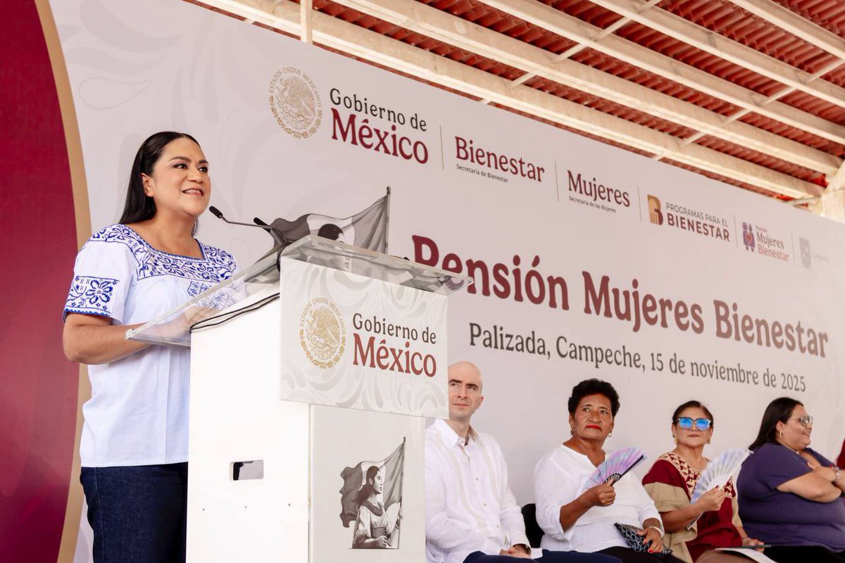 LaydaSansores's tweet image. En nuestro segundo día de gira de trabajo con la PresidentA @Claudiashein, visitamos el Pueblo Mágico de Palizada, para presentarles Pensión Mujeres Bienestar, el programa de apoyo a quienes tienen 60 a 64 años de edad. 

La PresidentA es la mujer con más fortaleza que yo conozco…