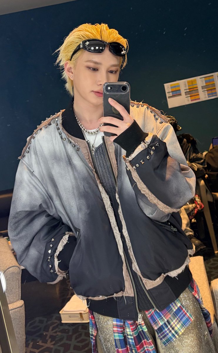 P1Harmony tweet media