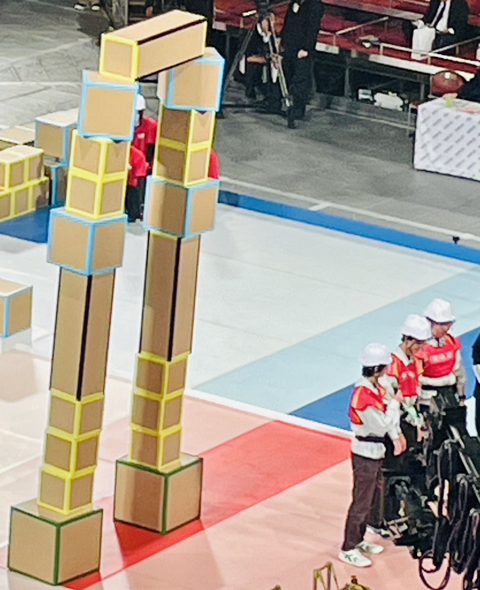 mdch_max's tweet image. #高専ロボコン
#ロボコン
#奈良
「僕等は本当にこれに負けたんでしょうか❓」

いや、誰もこれで負けるなんて思わなかったよ😭