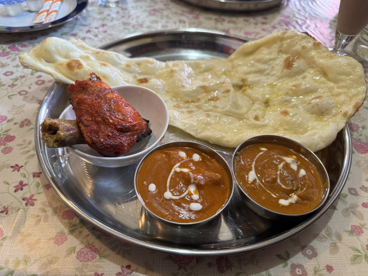 tantan_python's tweet image. 昨日のメシと今日の昼メシ
門真に新しく出来た魁力屋は気持ちの良い接客でリピ確
香里園のインドネパール料理店は安定の美味さ
ﾅﾝﾅﾉｵｶﾜﾘｲｲﾃﾞｽｶｰ言われたので、2枚頼んだら腹パン