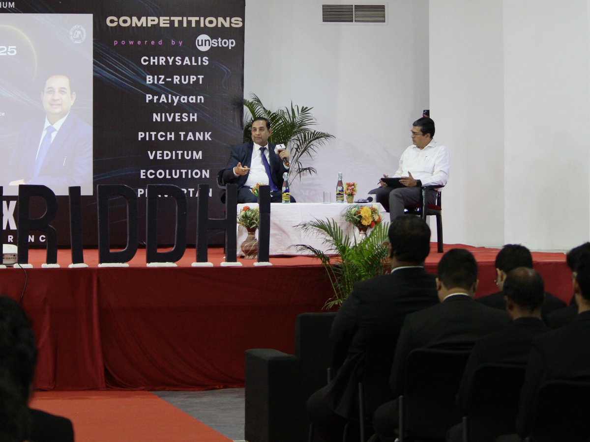 GIM_Sanquelim's tweet image. “With AI accelerating change, agility is not optional - it’s essential.”

Dr Sanjeev Rastogi concluded his talk by emphasising that organisations must #adapt swiftly to keep #pace with rapid #technological shifts and embed #agility as a core #strength.

#Samriddhi2025 #GIM