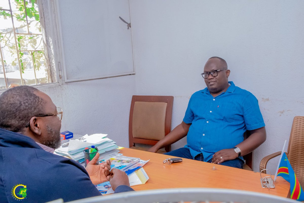 KasongoKas's tweet image. #MCA
Heureux d&apos;avoir acceuilli ce samedi 14 novembre, au siège du MCA, le Président du parti ACB, honorable Guy Mafuta et Président de la Commission ECOFIN de l&apos;Assemblée Nationale de la RDC, venu nous rendre une visite de courtoisie.