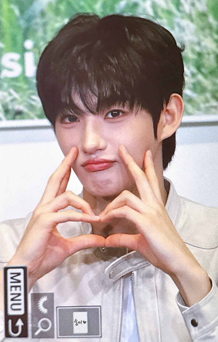 id2heejju's tweet image. 251116 #아이덴티티 #idntt #김희주 #kimheeju #희꼬 #hitu #희즁