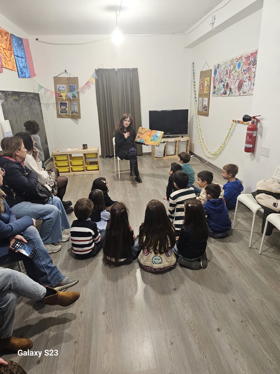 gpfabing's tweet image. Grazie Juna, tre laboratori di lettura che hanno colpito nel segno💝 la scuola cresce ancora con le donazioni, da dicembre saremo già operativi con le nostre nuove letture! @io @IcRendeCommenda