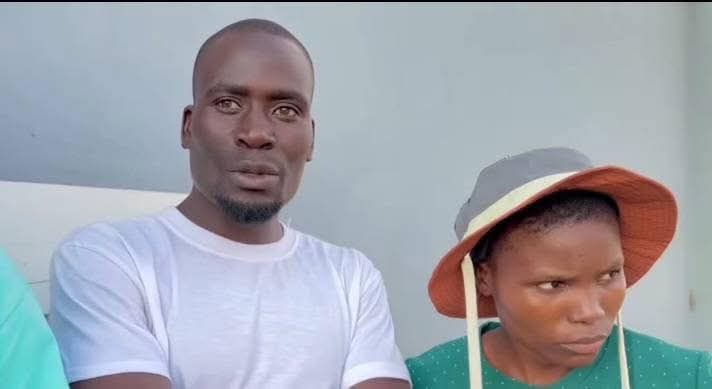 caesarzvayi's tweet image. Justice4Bybit
AT the time Madzibaba impregnated Bybit she was apparently below the age of consent which was  raised to 18 years by the Mudzuru &amp;amp; Tsopodzi v Minister of Justice &amp;amp; Ors constitutional challenge in 2016. If Bybit is 19 years old now &amp;amp; has a 3 year old child. SHE WAS…