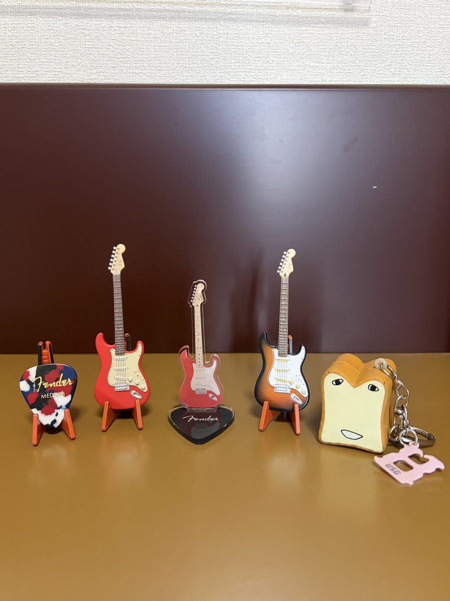 hdks___skyhs's tweet image. 赤のストラト🎸🍞

#Fender
#フェンダー
