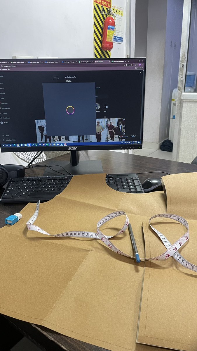 There is something working on Sunday mornings. 

The world is shopping; there are no distractions from regular work, and focus is on new developments. ROAS breathes. 

🚀