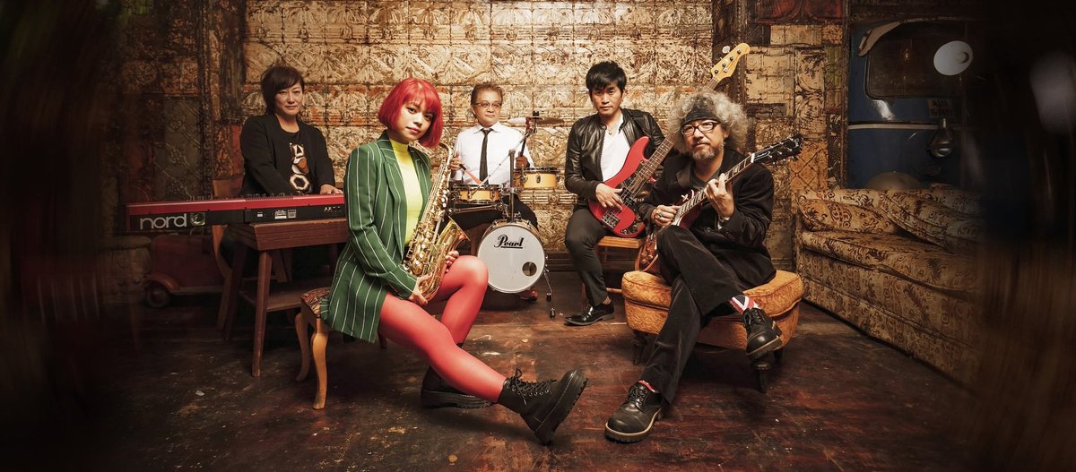 fullnoise25's tweet photo. 12月7日
  Jazz Spot Lileth (鹿児島)
  18:30オープン   19:00スタート
   ¥4000+オーダー

対バンはご機嫌なグルーヴで迫るリレットNo.1バンド！！       
                EMILY &amp; Delightful Gang
  詳しくはこちらまで
              https://t.co/qjGnK0D44U https://t.co/ae0oAZIFyX