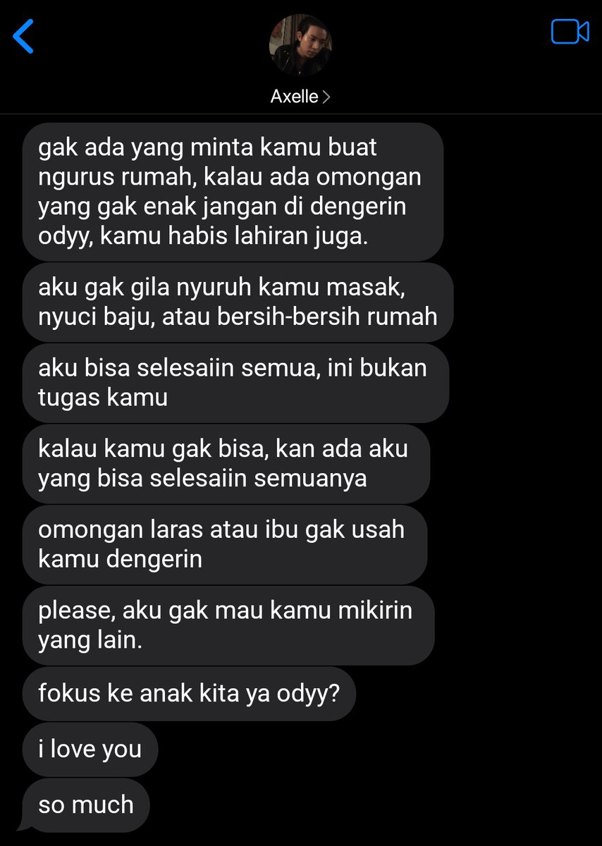 yourlusai's tweet image. a heehoon fewtweet au. 
#axelody 

kehidupan rumah tangga yang sebenarnya dimulai.