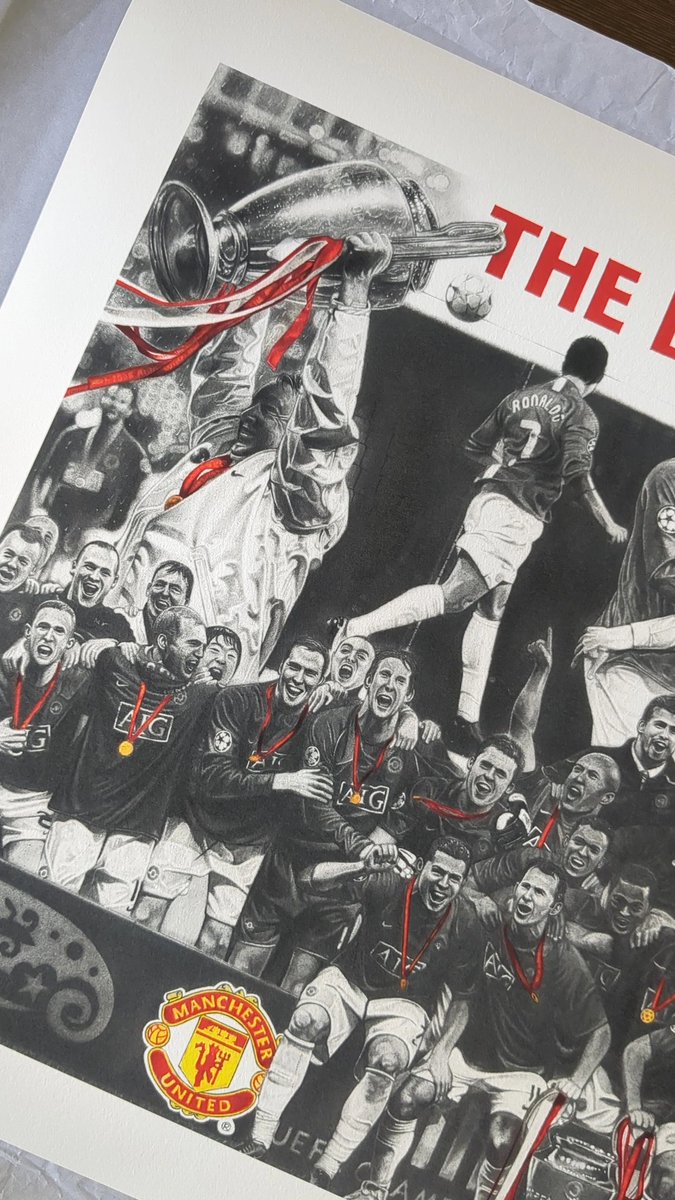 goodmorning! ☀️

prints of my artwork "The Double" going out of the studio today ✈️

this one has quickly become the best selling print - not surprised because the 08' squad was one hell of a team wasn't it? 🙌🏽