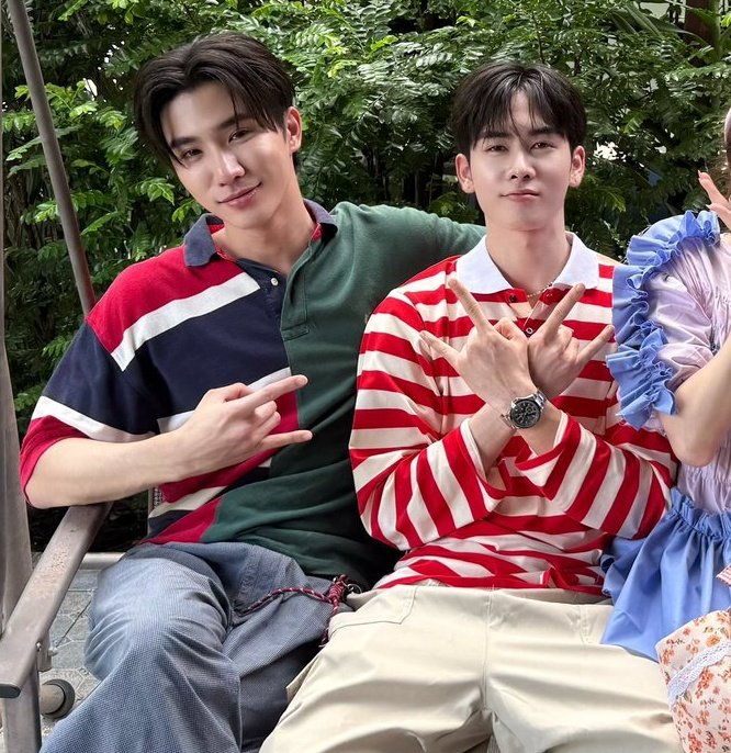 peddatingtata's tweet image. list kebisaan POBMEK (pict hny pemanis)
1. dapetin si cantik solar
2. kopkunkap kunkru
3. main bola
4. hot nerd
5. pake kaos rumahan koloran bahkan baju engkoh engkoh + kacamata culun ttp HOT 🔥
6. main gitar
7. gelendotin solar di jalan sambil diliatin temennya