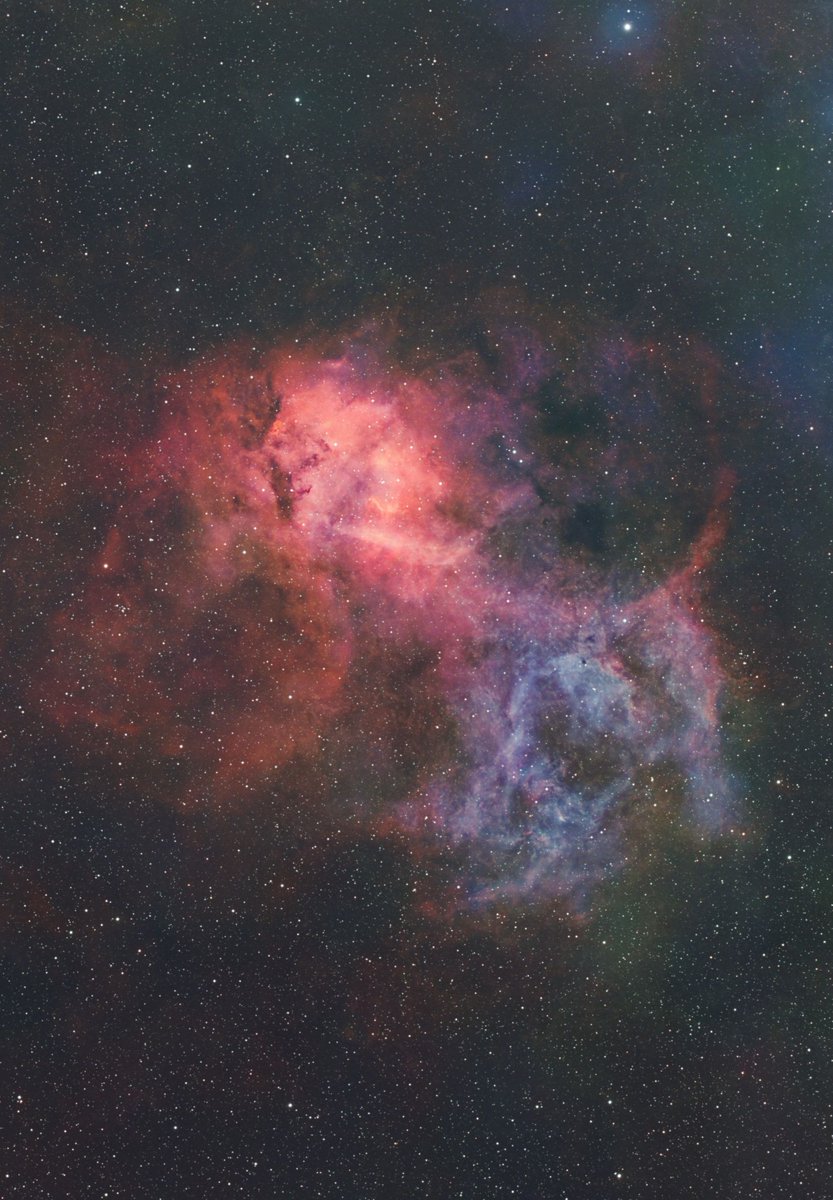 やっと全体像がわかりました！ SDガンダムみたいな二頭身なんですね(笑