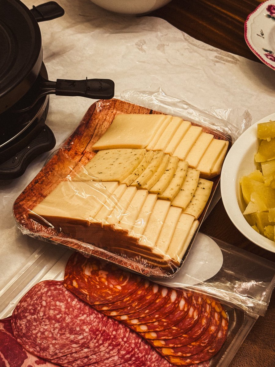 TontonRomain tweet media