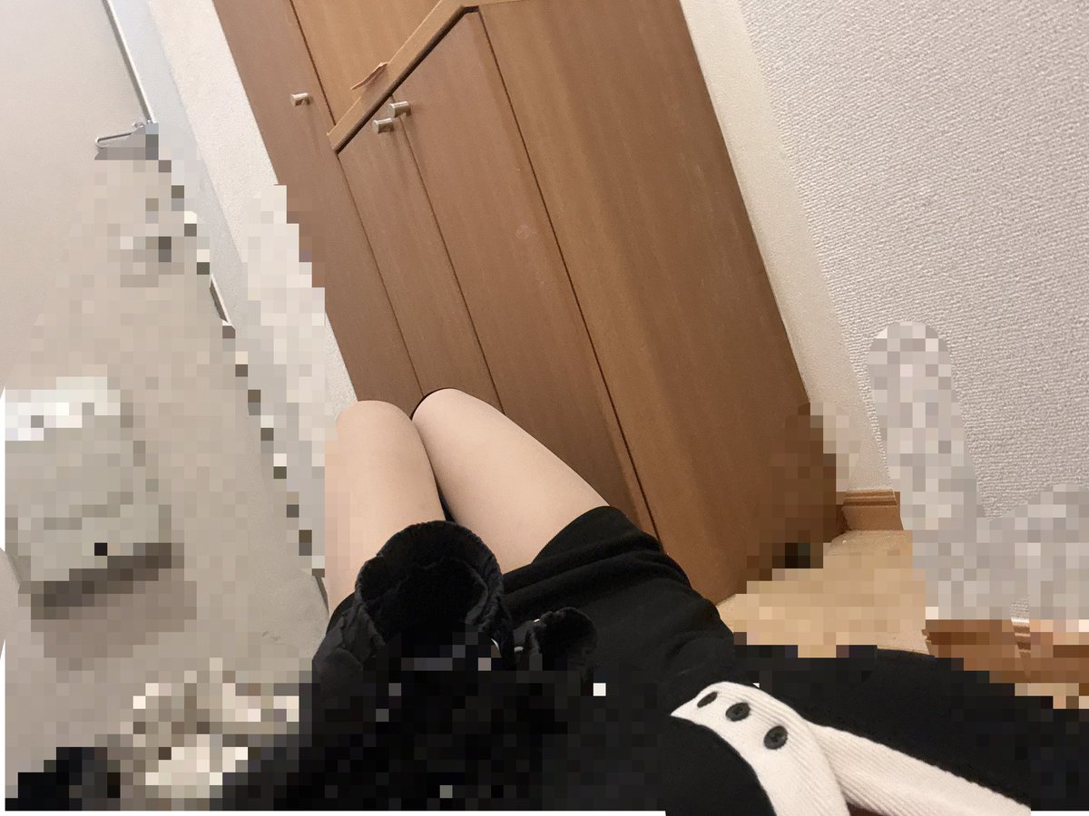 nyako53_'s tweet image. １０：３０からビール15杯飲んで帰宅して死んでる