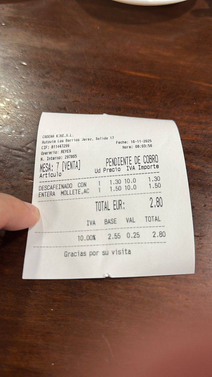 tfms_triunfemos's tweet image. EL PARTIDO DE TRIUNFEMOS

Camino del @CDEstepona 🆚 @CAAntoniano 

Señores, la calidad y el servicio no tienen porque ser caros. Habéis ganado un cliente y una recomendación para todos los que vengan por la Ruta del Toro 

Venta Andrés