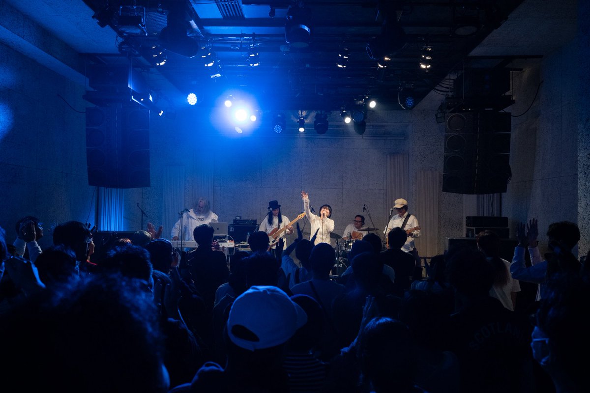 Cana_max's tweet photo. i-dep×中塚武 生音バンド 
リリース&amp;ツアーファイナル
ありがとうございました！
生音バンドは全開!最高にカッコいいしお客さんはきらきら温かいし
会場の皆んながピースフルであの時間が本当に大好です。
rainbowではなんと生音バンドからDr.鈴木郁さんが！
スペシャル過ぎて忘れないです💫
多謝🫶 https://t.co/n1S5WP4x5V
