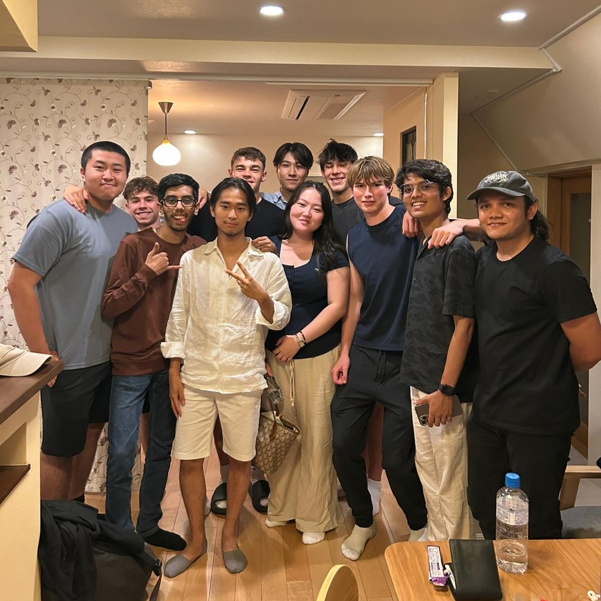 ImpactShinEdu's tweet image. Dear Cracked Young Founders and Hackers all over the world, 
Let&apos;s follow @localhostJPN 
You can find and communicate with cool Japanese founders.