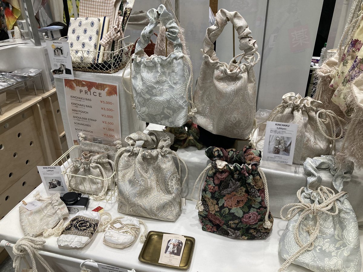 _msthandmade's tweet image. 16：30には片付け始めてしまいますのでぜひお早めにブースへお越しください🩷

南館一階【I-10】
#デザフェス #デザフェス62