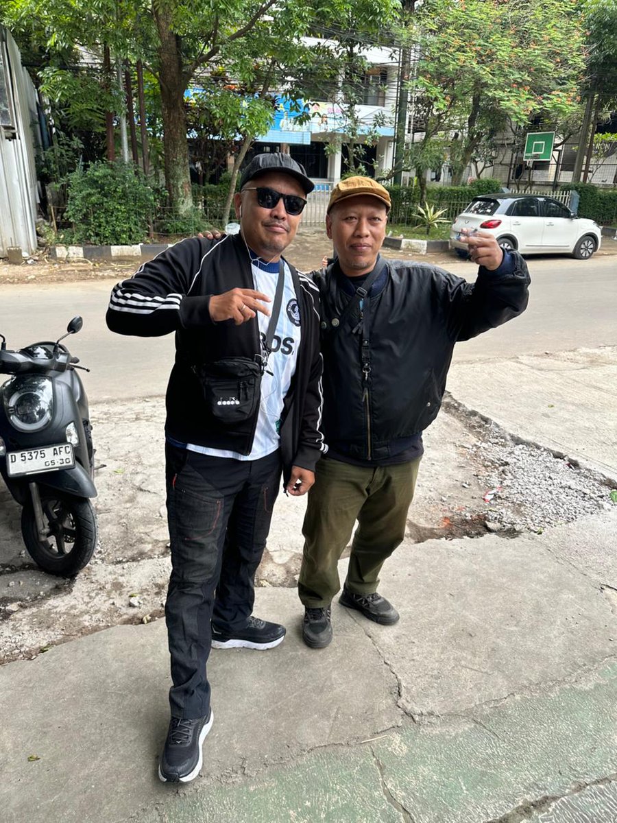 den marday tweet media