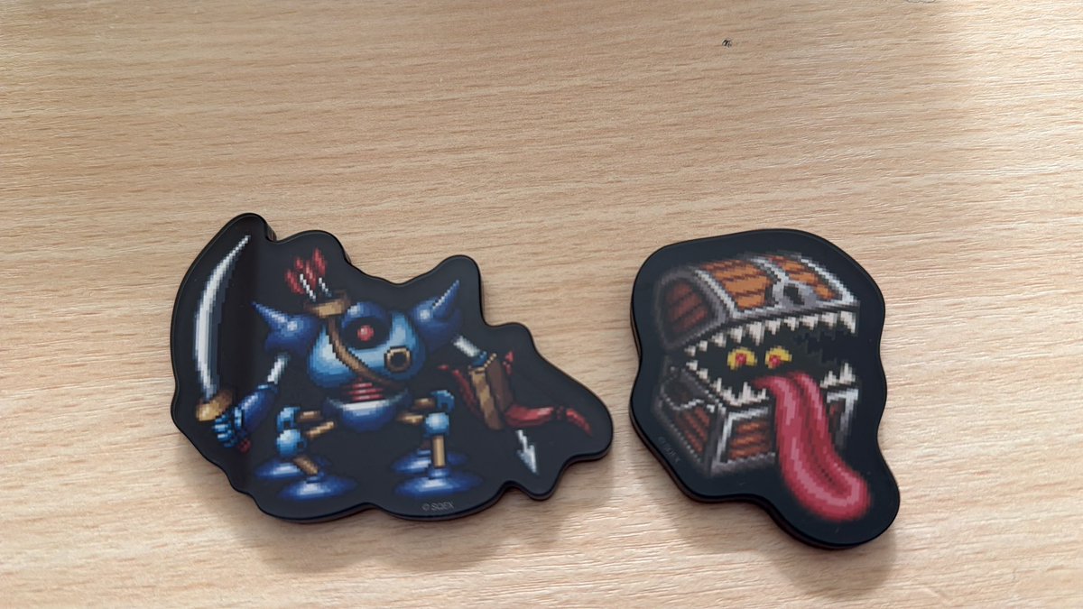 AHkp3325pqobkor's tweet image. ローソンで売ってるドラクエのウエハース無かったよー🥲

代わりに他の買ったらミミックとキラーマシンだった！！

そして私の部屋にマグネット付く所が無かった…笑