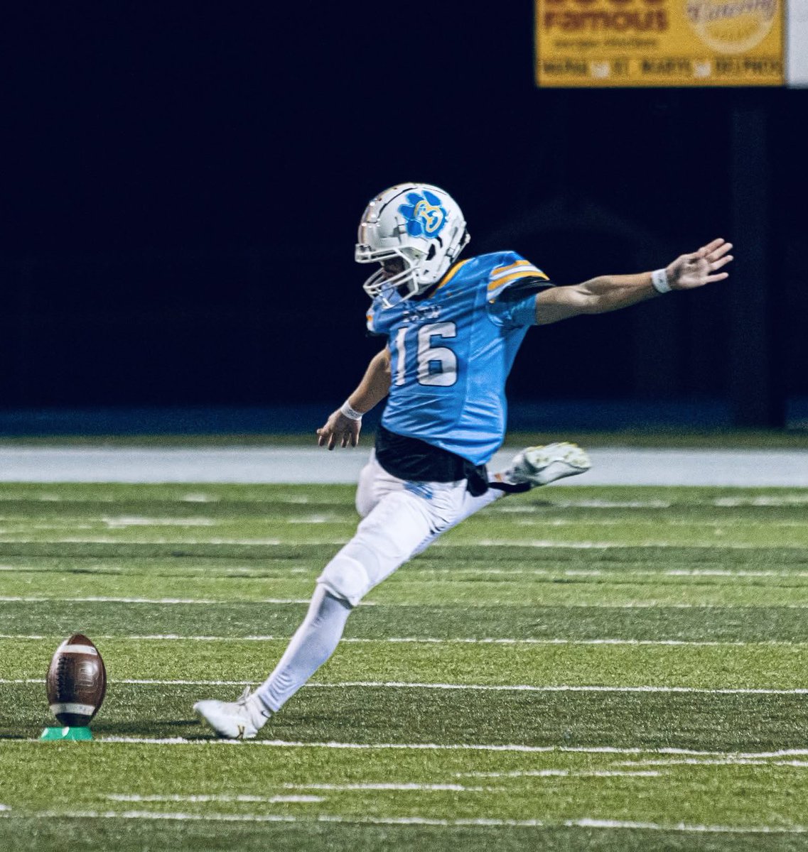 Senior Year over. 🤝
Coaches! my DM’s are open! 
- 0 🅾️FFERS 
- 3.75 GPA
<a href="/BATHFootball23/">Bath Football</a> 
<a href="/gobathwildcats/">Bath_Athletics</a> 
<a href="/kt_recruiting/">Kicker Tracker Recruiting</a> 
#NoLimit #AGTG #NoOffers