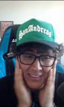 s_Alphred's tweet photo. @jessy_baby99 @AN7HONY1811 la cara de logitech lo hizo de nuevo 💀 https://t.co/XqKa5wSKU9