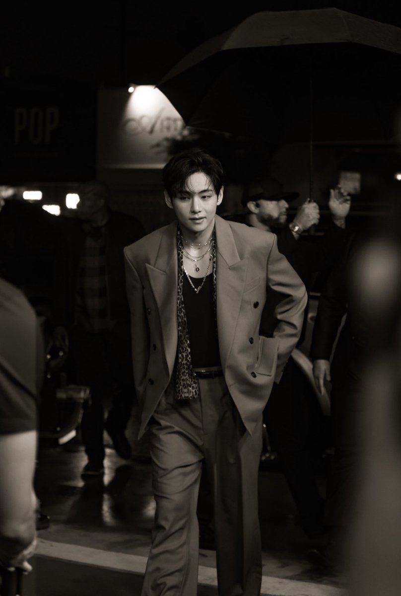 Taehyungimpact tweet picture