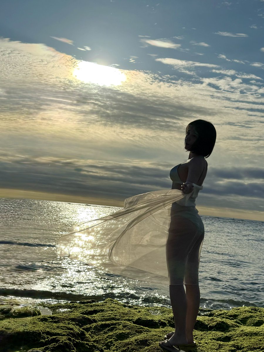 ▶︎ 11月21日(金)
はのんまゆ1st写真集「Darling」
発売記念お渡し会 in 大阪 🐙

いよいよ来週だよー！♡
関西でみんなに会えるのすごく楽しみ…！

5冊券、10冊券をゲットしてくれた方には
大阪限定のポストカードをプレゼント🎁

＼ チケット受付は本日22:00まで！／
🎟️ l-tike.com/st1/hmvbooks-2…