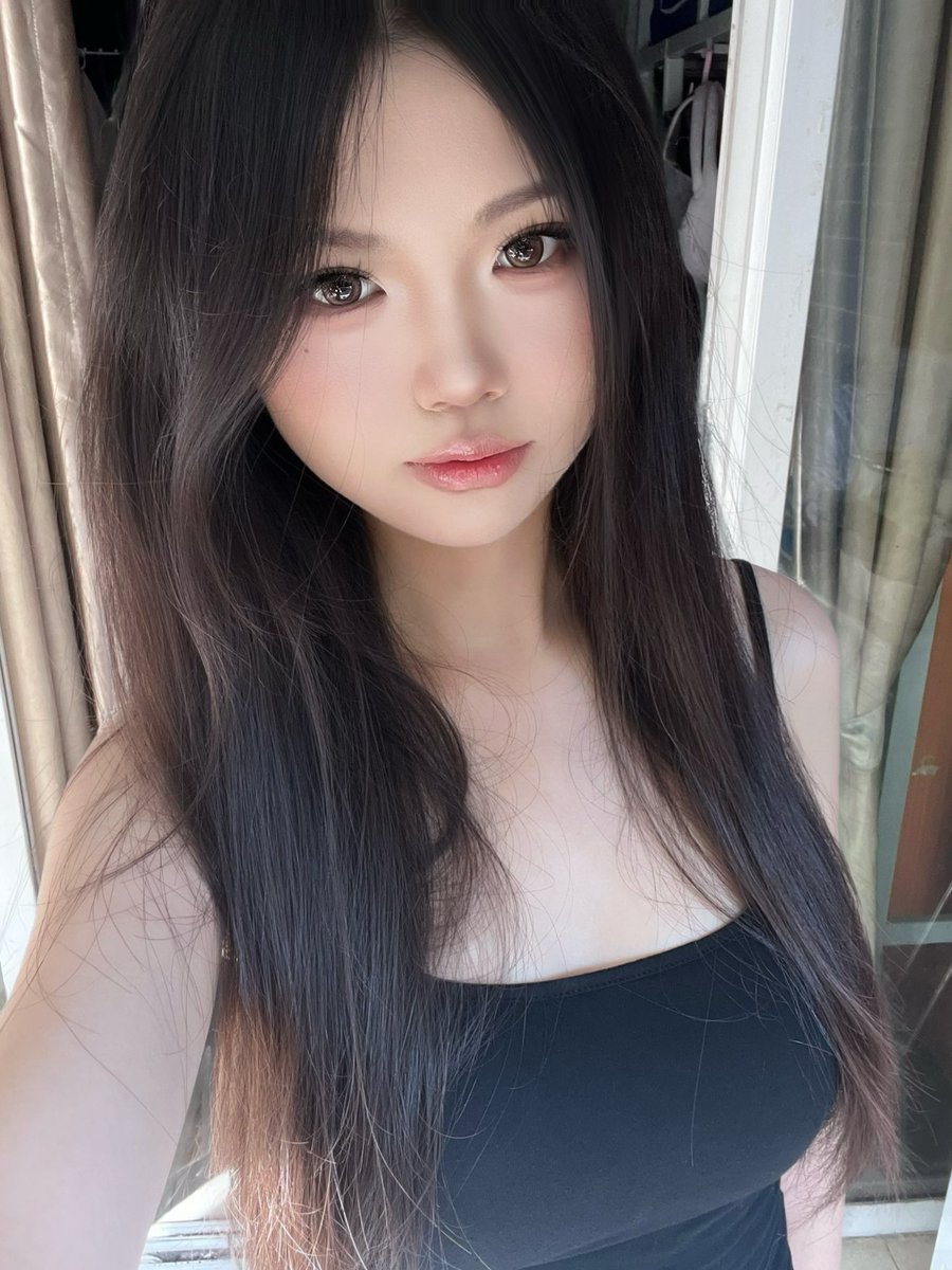 jminnie_e's tweet image. 明明是我更可爱吧，不许跟别人讲话了