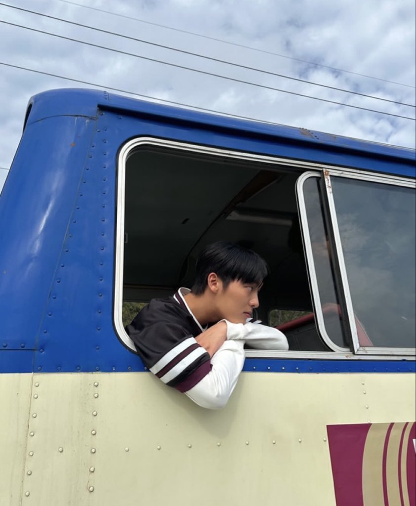 hyunwook instagram update