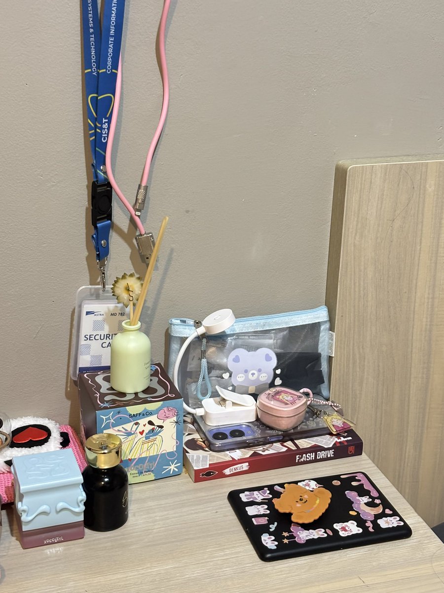 in love with this corner 🧚‍♀️