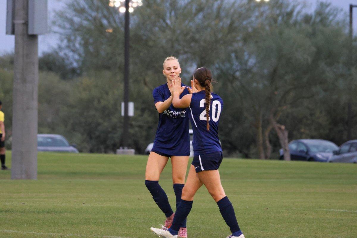 SHUTOUT Day 2 <a href="/ECNLgirls/">ECNL Girls</a> Phoenix vs COSC ECNL. 

Back at it tomorrow vs Sporting CA USA ECNL at 2:00 field 13!

<a href="/ImYouthSoccer/">ECNL/GA/Recruiting/College Soccer</a> 
<a href="/WSA2009ECNL/">WSA 2009 ECNL GIRLS</a> 
<a href="/ImCollegeSoccer/">College Soccer Truth ™</a> 
<a href="/TheSoccerWire/">SoccerWire</a> 
<a href="/PrepSoccer/">Prep Soccer ⚽️</a>