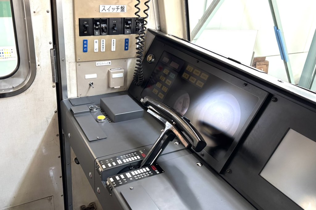 四つ橋線23系の運転台をじっくりと見学させて頂きました😊交通電業者
