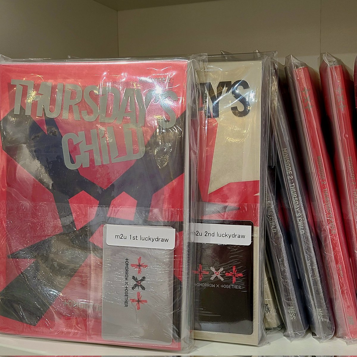 商品入荷情報🛸💫】 MOAの皆さま❗ TXTのアルバム、シーグリが多数入荷